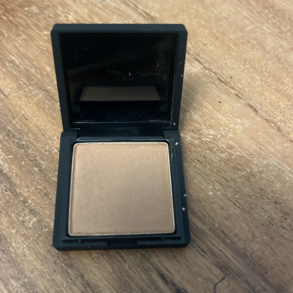 NARS Laguna Bronzing Powder - Picture 3 of 7